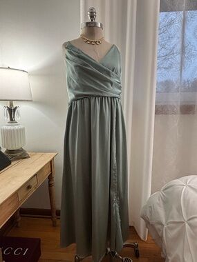 SHEIN Frenchy Sage Green Faux-Wrap midi/maxi Dress, NO BELT. L, NWT